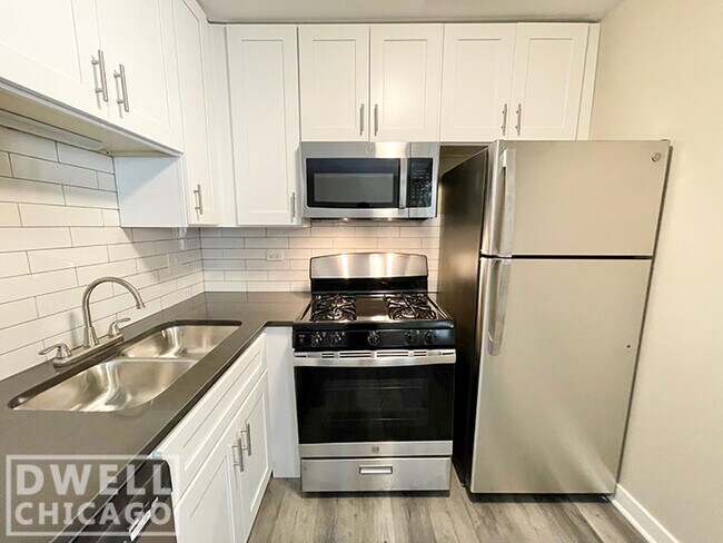 Foto del edificio - 5115 N Sheridan Rd