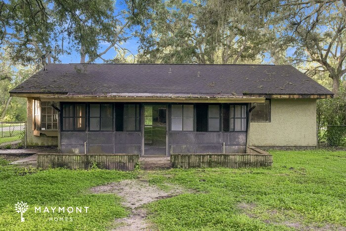 Building Photo - Inviting 3-Bedroom Home in Ridge Manor, FL