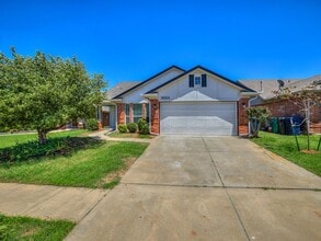 Building Photo - 18304 Tambor Dr