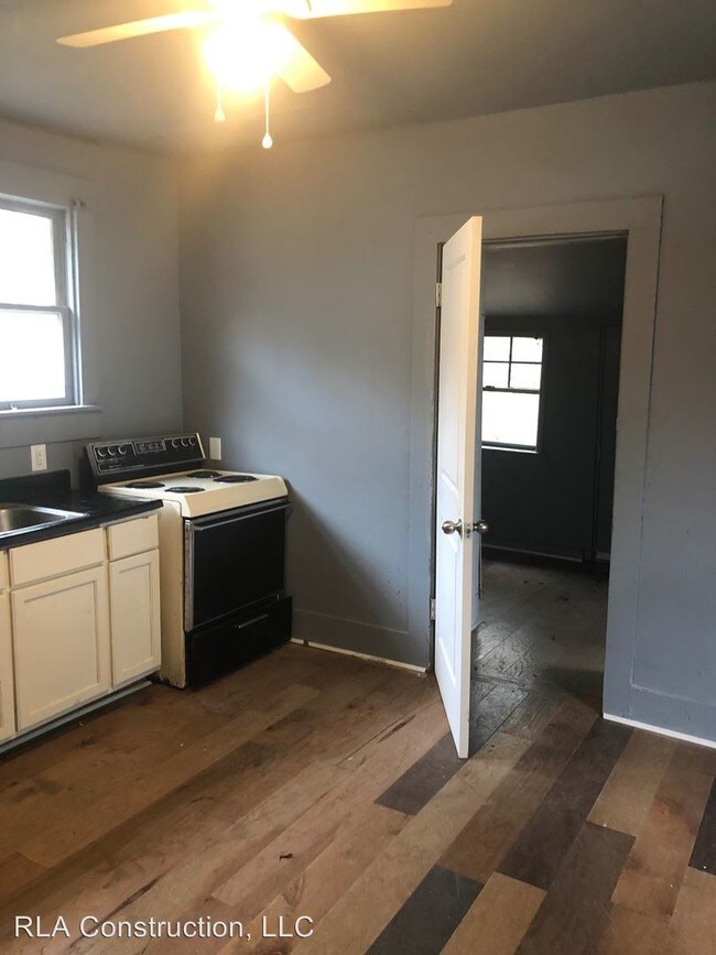 Building Photo - 1 br, 1 bath House - 606 W. 23rd St.