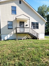 Building Photo - 4100 E 60 Terrace