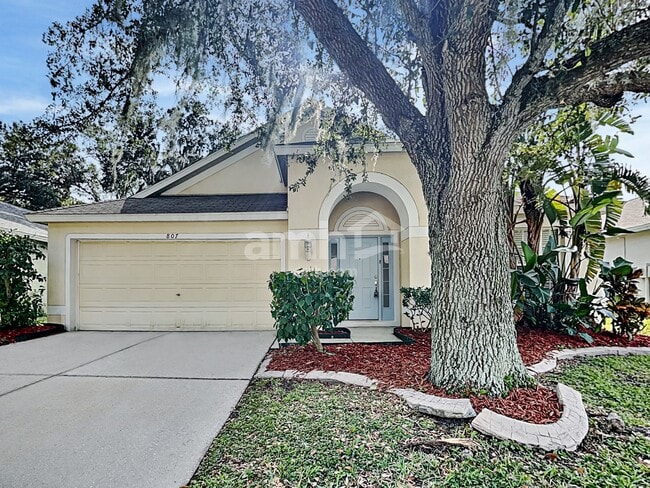 Building Photo - 807 Ridge Haven Dr