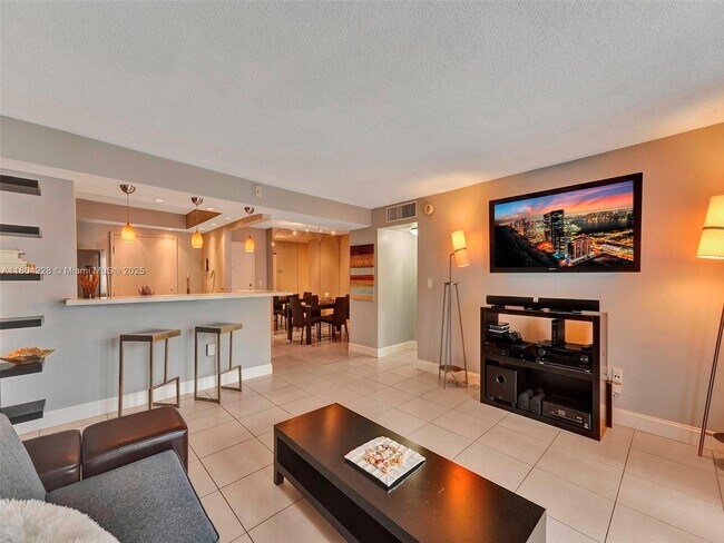 Foto del edificio - 1658 Bay Rd
