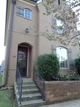 Building Photo - 2495 Old Taylor Rd