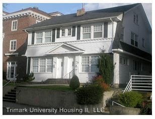 Building Photo - 4546 19th Ave NE