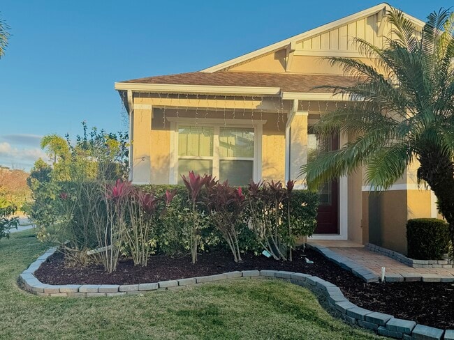 Building Photo - 519 Bottlebrush Loop