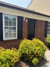 Building Photo - 3527 Lynhaven Dr