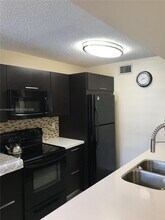 Building Photo - 4652 NW 97th Pl