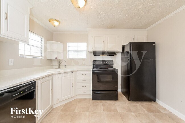 Foto del edificio - 160 Sherwood Loop