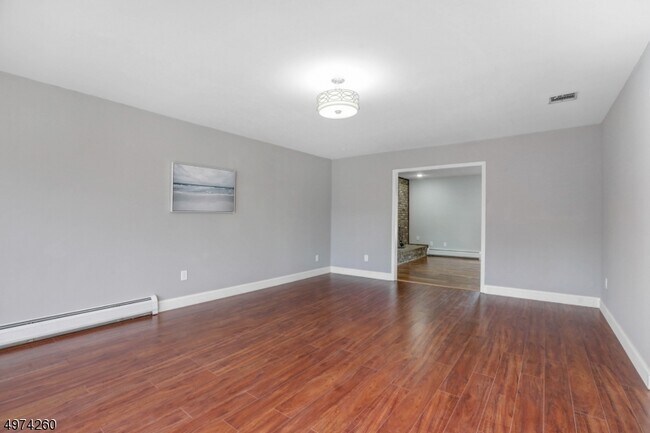 Building Photo - 82 S Powder Mill Rd