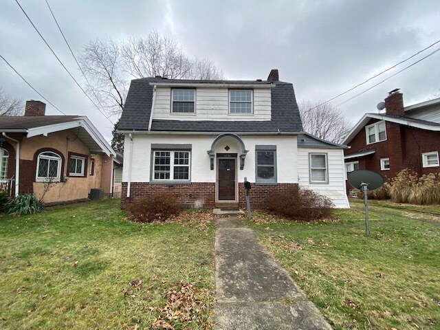 Building Photo - 1578 Pilgrim St