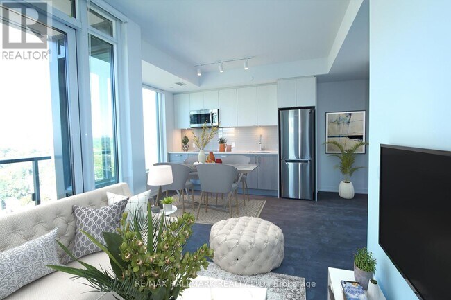 Photo du bâtiment - 1926 Lake Shore Blvd W