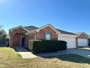 Building Photo - 6920 Misty Meadow Ln