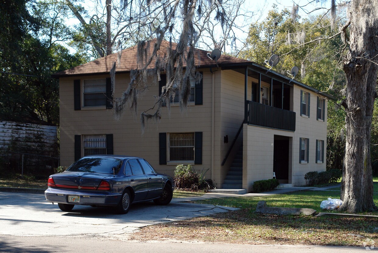 Primary Photo - 110 Long Branch Blvd