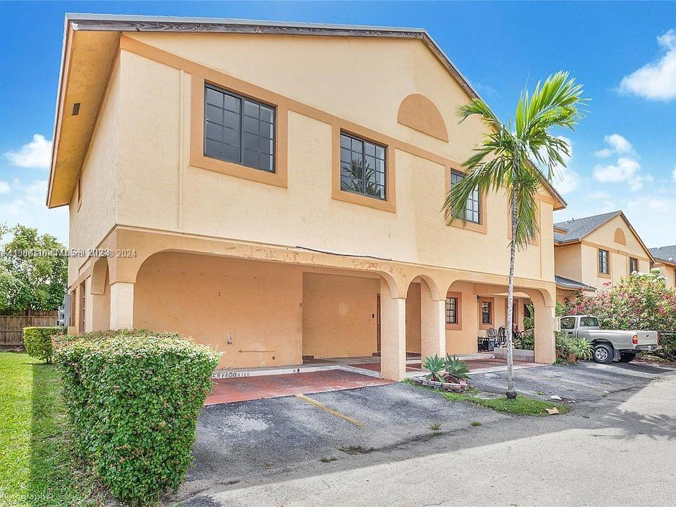 Foto principal - 1475 SW 122nd Ave