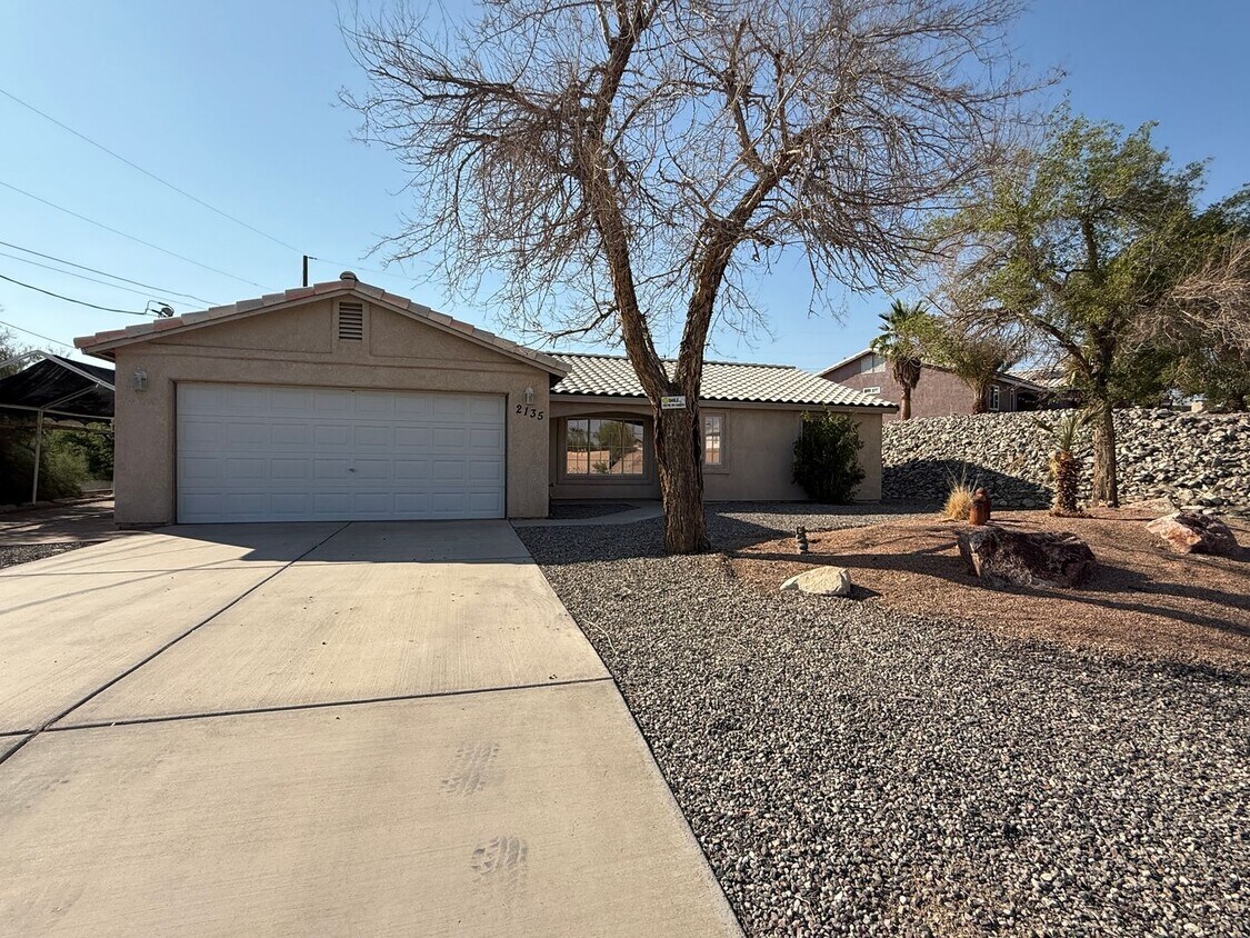 Coming soon! Long Term unfurnished - Pool... - Coming soon!  Long Term unfurnished - Pool...