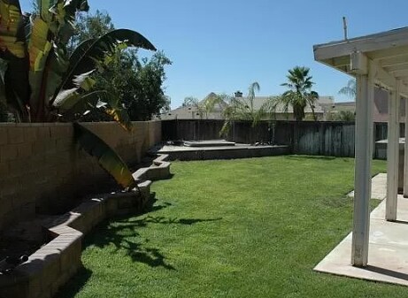 Building Photo - 5884 Paisley Ct