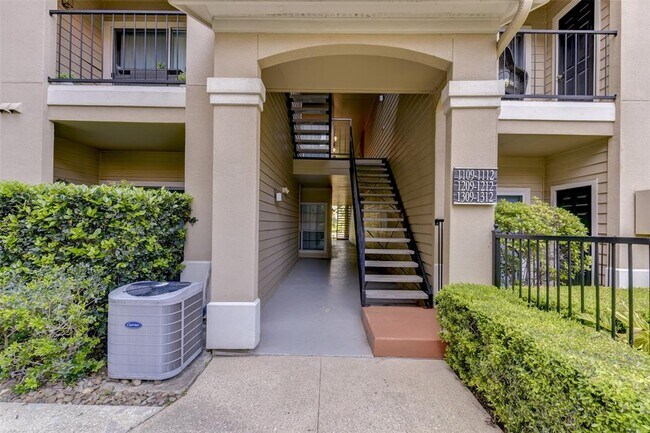 Foto del edificio - 3231 Allen Pkwy