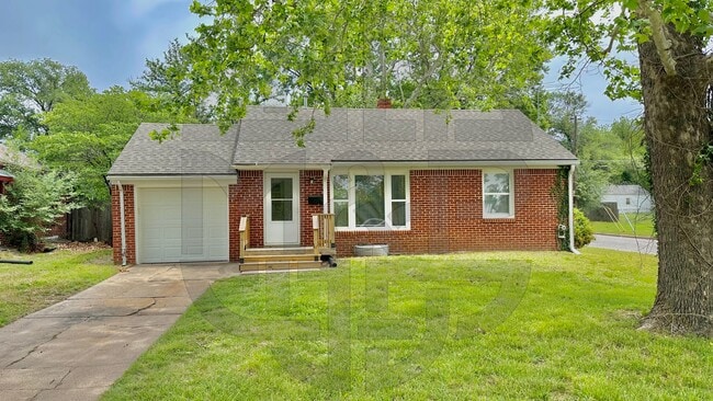 Foto del edificio - 1102 N Crestway St