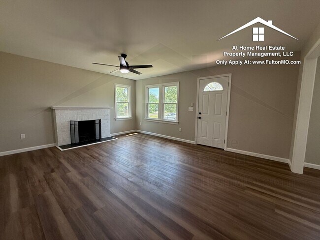 Foto del edificio - 1502 Forest Ave
