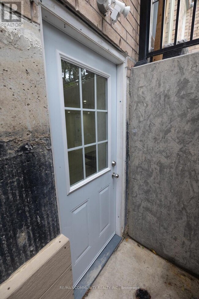 Photo du bâtiment - 481 Fred McLaren Blvd