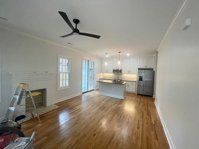 Foto del edificio - 2 bedroom 2 bath Renovated in Heathwood