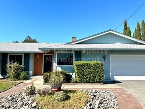 Building Photo - 2953 Hannan Dr