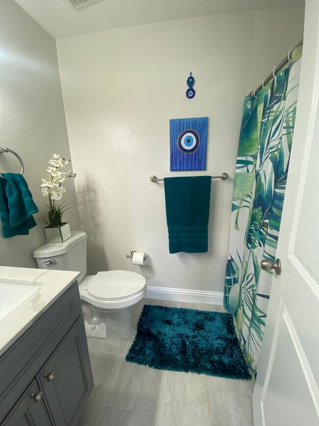 Baño privado - 177 Lighthouse Dr