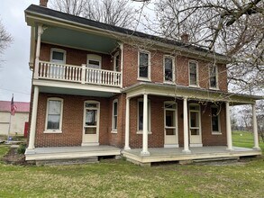 Building Photo - 97 Penn St