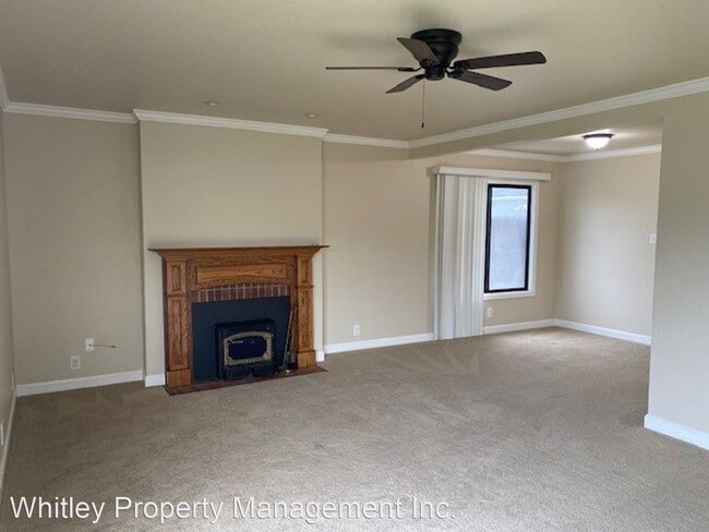 Building Photo - 3 br, 2 bath House - 205 Wildwood Drive