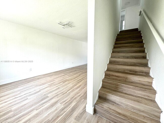 Building Photo - 459 NW 84th St