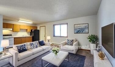 Building Photo - 1315 34th St Cir S