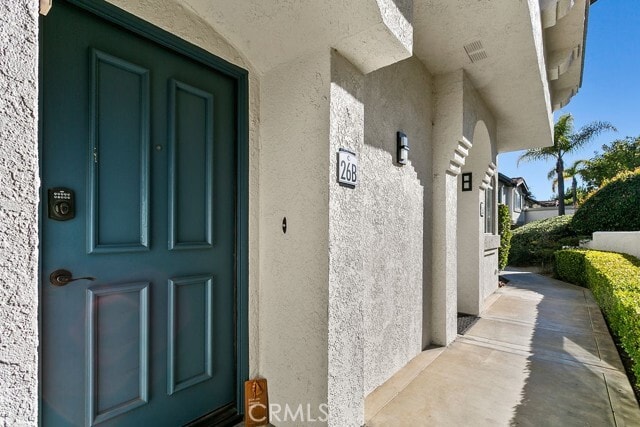 Building Photo - 30902 Club House Dr