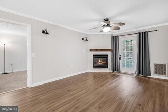 Building Photo - 653 Burtons Cove Way