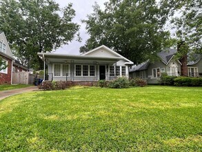 Building Photo - 651 Unadilla St