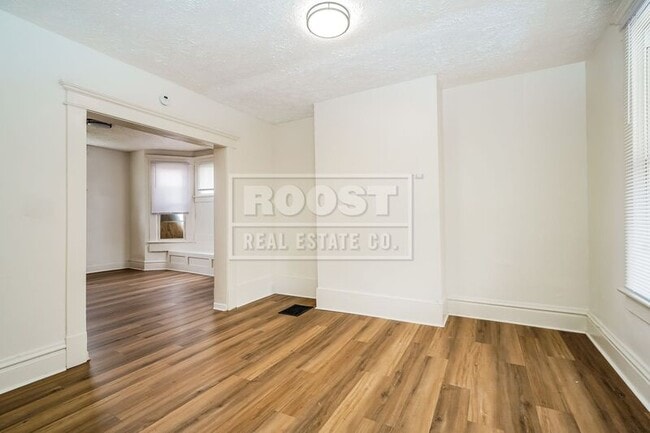 Foto del edificio - 237 Midland Ave