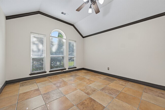 Foto del edificio - 23410 Stratsborough Dr