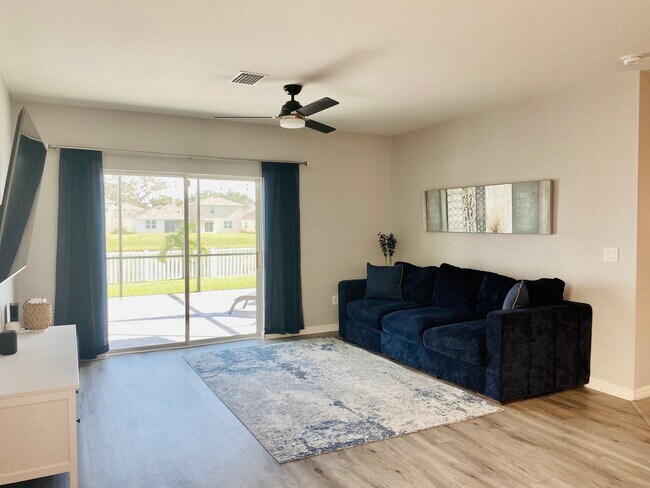 Building Photo - 5112 Blue Willow Wy