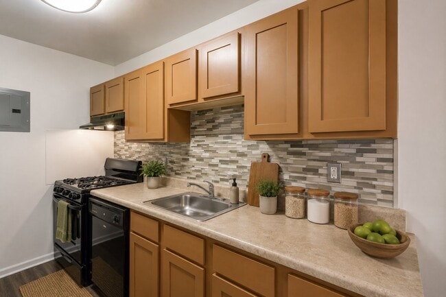 Building Photo - Bennington Crossings Apartment Homes