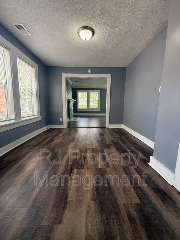 Foto del edificio - 425 Carpenter St