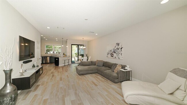 Foto del edificio - 5134 78th St Cir E