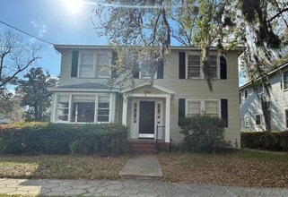 Building Photo - 1098 Cherry St