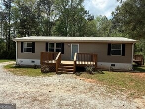 Building Photo - 1160 Happy Hollow Rd