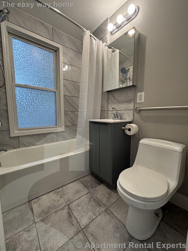 Foto del edificio - 150 Fifth St Unit #1