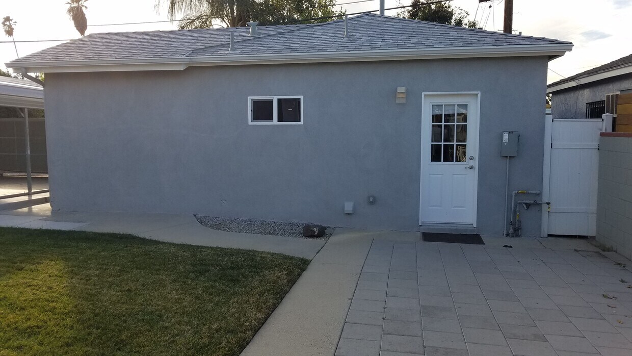 6131 Wilbur Ave, Los Angeles, CA 91335 Apartments in Los Angeles, CA