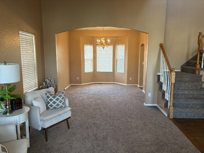 Foto del edificio - 1628 Lily Lake Dr