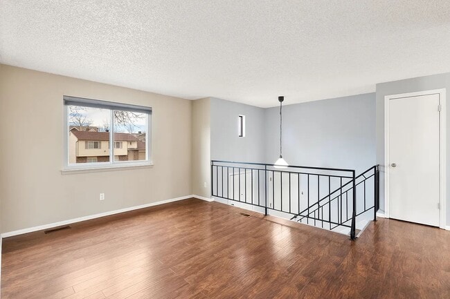 Building Photo - 1245 Bayberry Dr