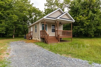 Building Photo - 292 Kivett Rd