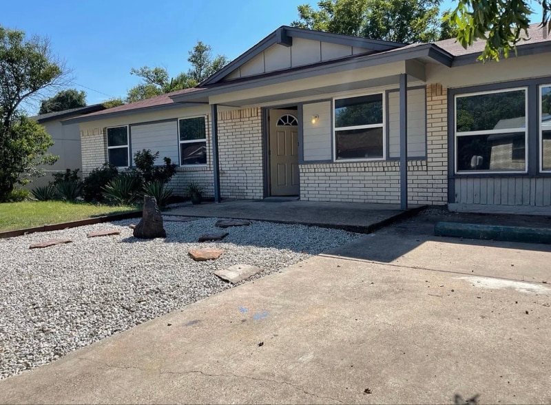 Primary Photo - 7305 Albert Williams Dr