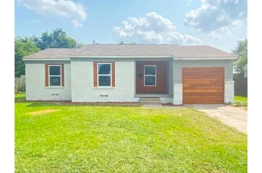 Foto principal - 2320 Brooks St